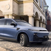 La Leapmotor B10, hermana de Dodge, llega a México: una camioneta eléctrica con tanque de gasolina y precio de Jetta
