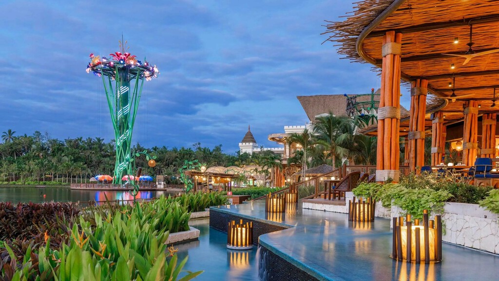 Si pensabas que los parques de atracciones no eran lo suficientemente caros, ahora los están haciendo específicamente para ricos