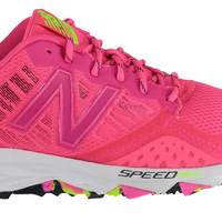 Desde 54,91 euros tenemos las zapatillas de running para mujer New Balance 690v2 a la venta en Amazon 