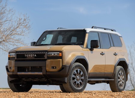 Toyota Land Cruiser Us Version 2024 Front Three Quarter 74a522ed