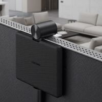 Con la Slim Fit Camera en tu tele Samsung, las videollamadas son más realistas: es como tener a los demás en el salón