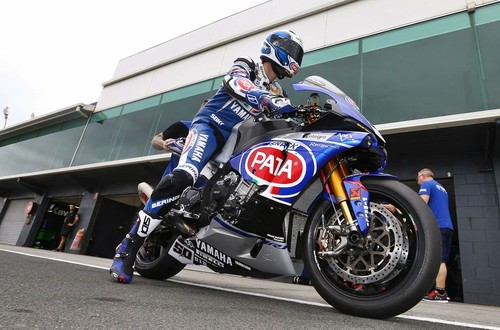 Sylvain Guintoli asusta en la FP2. ¿Habremos subestimado el proyecto de Yamaha? 