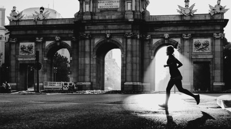 “Lo más importante es la relación que se establece entre la mirada del fotógrafo y la ciudad”, Nacho Gil, autor de 'Flâneur'