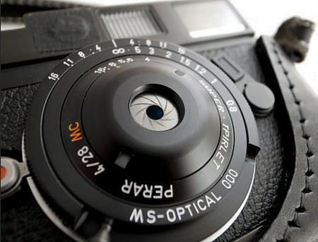 Super Triplet Perar 4/28: un objetivo artesanal y ultraligero para Leica M
