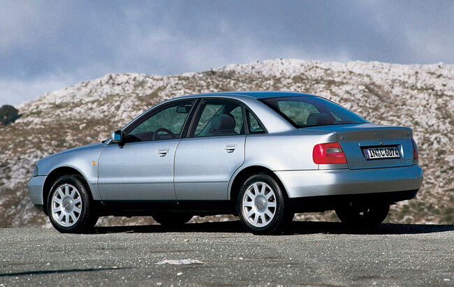 Llamada a revisión cinco modelos Audi por defecto en los airbags Takata