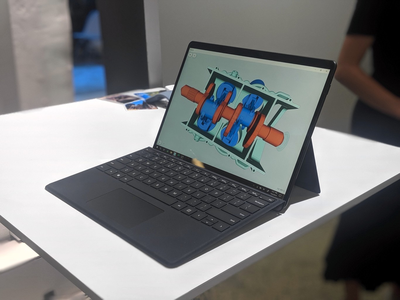 Microsoft Surface Pro X, opiniones tras primera toma de contacto. Vídeo