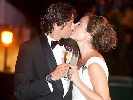 Ana Milán, te coronamos gran twittera de bodas, especialmente de la tuya