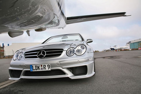 Réplica del Mercedes-Benz CLK DTM AMG Cabrio por Inden Design