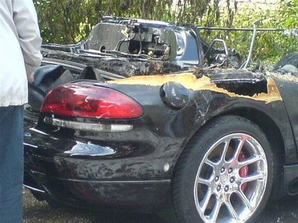 Dodge Viper Quemado
