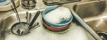 Los fontaneros no quieren que conozcas este truco: cómo desatascar el fregadero de la cocina con un huevo de gallina