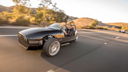 Vanderhall Venice Roadster, un ligero y rápido vehículo de tres ruedas ideado para disfrutar