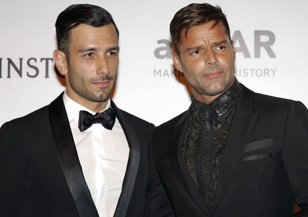Y si Ricky Martin se nos casa, Lara Álvarez vuelve a decir SÍ al amor