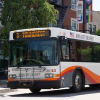 Esta ciudad ha acabado con los atascos y la contaminación con una solución que siempre se ha dicho que no funciona: autobuses gratis