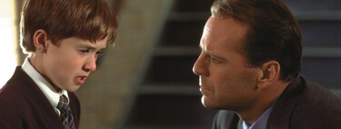 "Bruce Willis me dejaba mensajes en el contestador". El niño de El Sexto Sentido jamás olvidará el gran corazón del actor