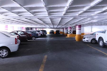 Estacionamiento 4