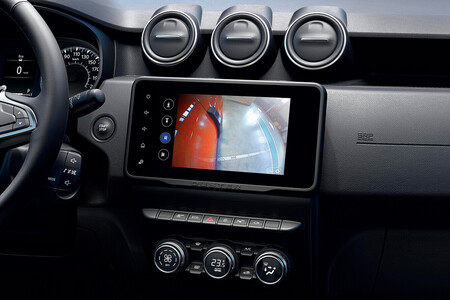 Dacia Duster 2022, pantalla multimedia e interior