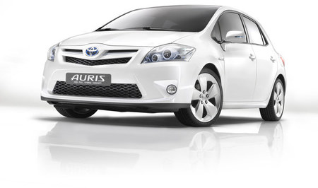 Toyota Auris HSD Full Hybrid Concept
