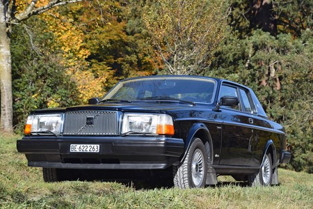 El mítico Volvo 262C Bertone de David Bowie, subastado por 216.000 dólares