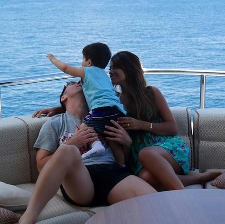 En busca de las 5 diferencias: familia Fábregas - familia Messi