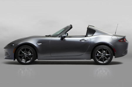 Sí, el Mazda MX-5 RF es el Mazda con techo targa que estabas esperando