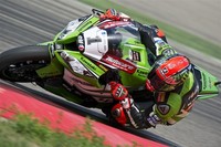 Superbikes Aragón 2014: Tom Sykes arrasa en la primera carrera con un doblete de Kawasaki 