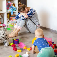 "Todos creen que ser madre a tiempo completo es fácil", la reflexión acerca de lo duro que puede ser quedarse en casa con los hijos