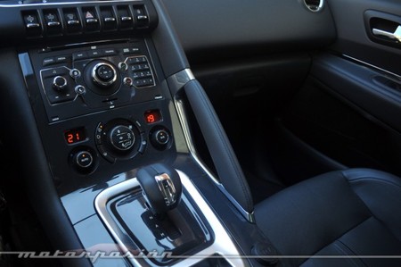 Peugeot 3008 HYbrid4