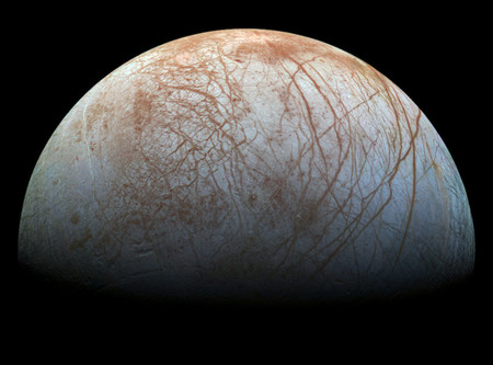 Hay un problema que complicaría futuros aterrizajes en la luna de Europa y tiene forma de cuchilla