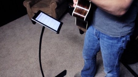 iProp, soporte para iPad con brazo flexible