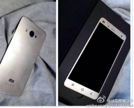 Xiaomi Mi4 muestra su metálico aspecto, pero es plástico