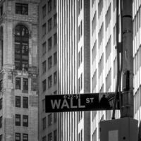 Una compañía de componentes para automóviles ha puesto en aprietos a los peces gordos de Wall Street. Solo ha tenido que declararse en bancarrota