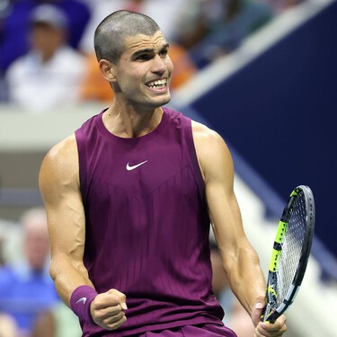 Carlos Alcaraz estrena corte de pelo y presume un nuevo look a causa de un error: "la única manera de arreglarlo fue raparlo"