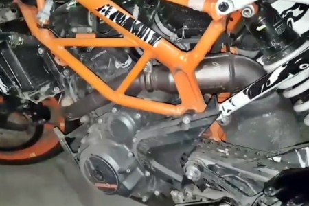 Ktm 390 Duke 2017002