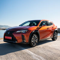 Probamos el Lexus UX 250h, un gran coche híbrido con un diseño interior más que discutible