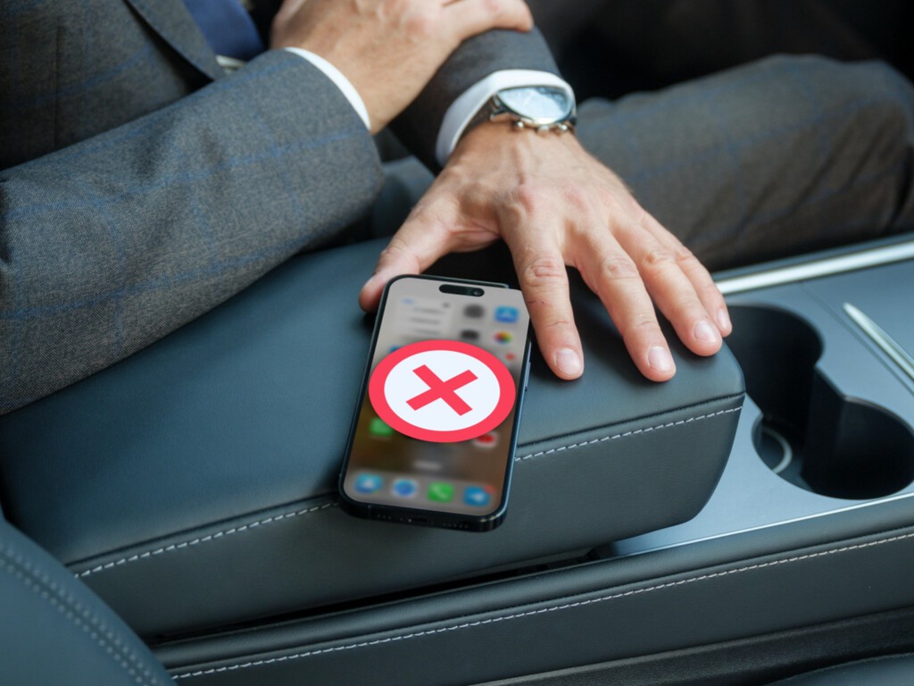 Los iPhone 15 tienen problemas en coches BMW: un fallo del NFC impedirá realizar pagos con Apple Pay 
