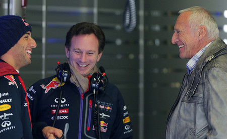 Dietrich Mateschitz cree que Red Bull puede estar a la altura de Mercedes en tres carreras 