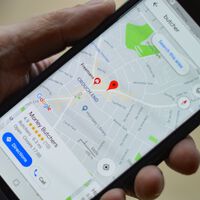 La función más desconocida de Google Maps es la favorita de los trotamundos. Así funcionan las listas de la app de cartografía
