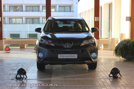 Toyota RAV4 2013