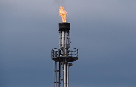 Gas