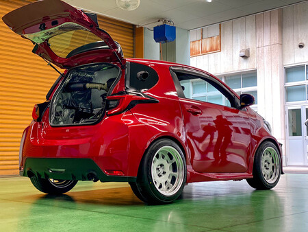 YARIS Jr con motor de Kawasaki ZX-14R