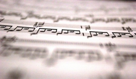 Nace Alda, un lenguaje informático para componer partituras digitales desde un editor de texto