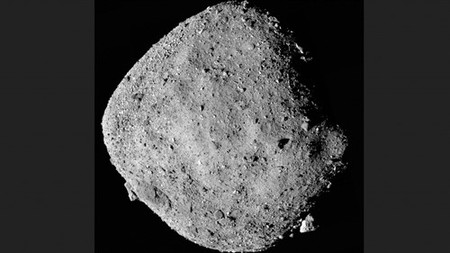 Se descubre que el astereoide Bennu alberga agua