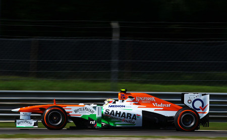 James Calado reemplaza a Paul di Resta en los primeros entrenamientos libres