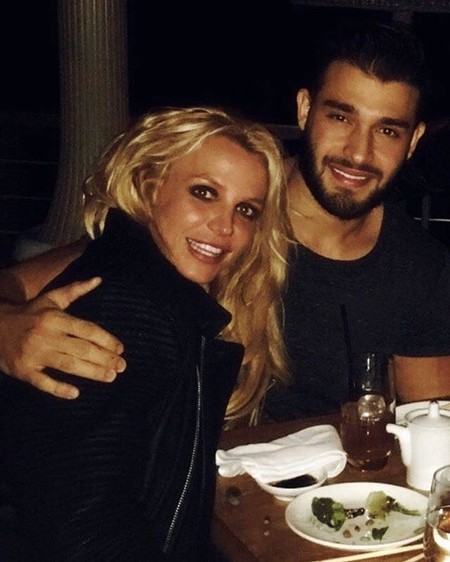 Rumore, rumore: el novio de Britney Spears es un trepa y Anna Faris no puede con los celos
