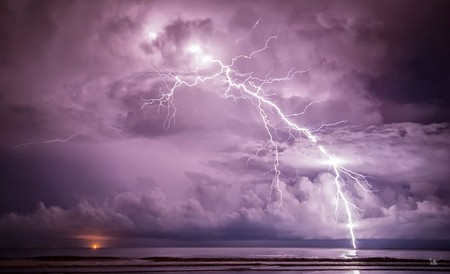 El relámpago más duradero que se conoce se vio durante 7,74 segundos