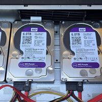 El dueño de una gasolinera se iba a deshacer de equipos viejos, su empleado se los quería quedar y recibe 24 terabytes de almacenamiento como regalo 
