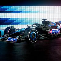 No son imaginaciones tuyas. Ahora todos los coches de Fórmula 1 son negros, y hay un motivo de peso