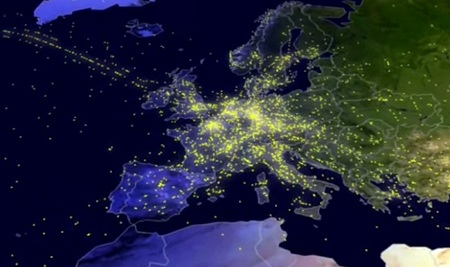 El tráfico aéreo europeo de un día, visto en menos de tres minutos 