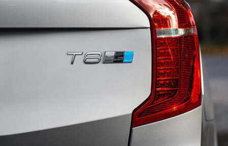 Volvo XC90 T8 by Polestar