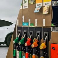 Nos EUA, alguns divorciados da Tesla estão voltando para o diesel 